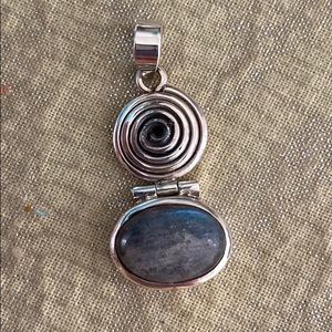 Silver & Labradorite Pendant
